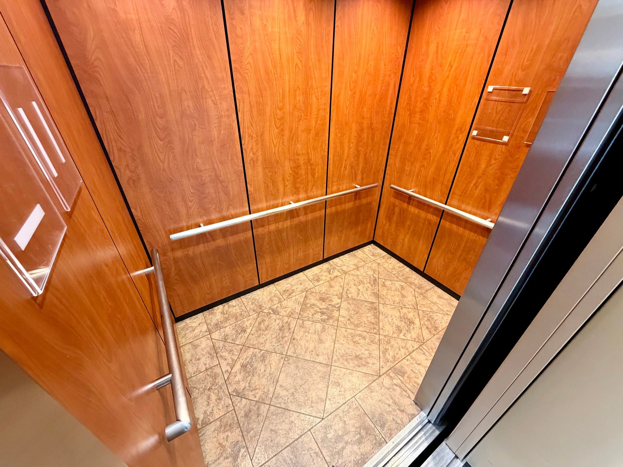 Englewood Condo: 9039 E Panorama Cir