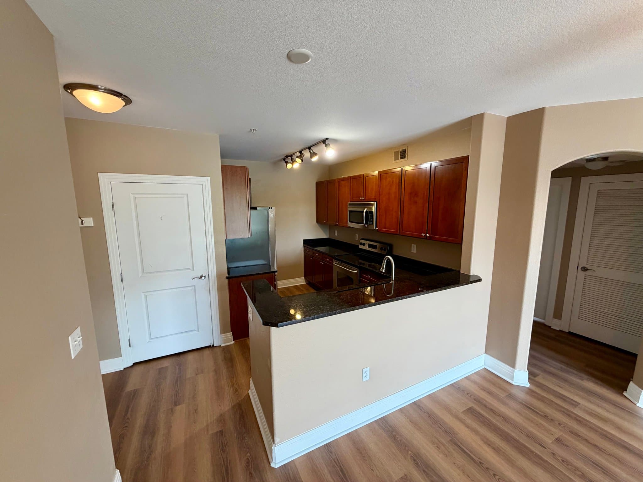 Englewood Condo: 9039 E Panorama Cir
