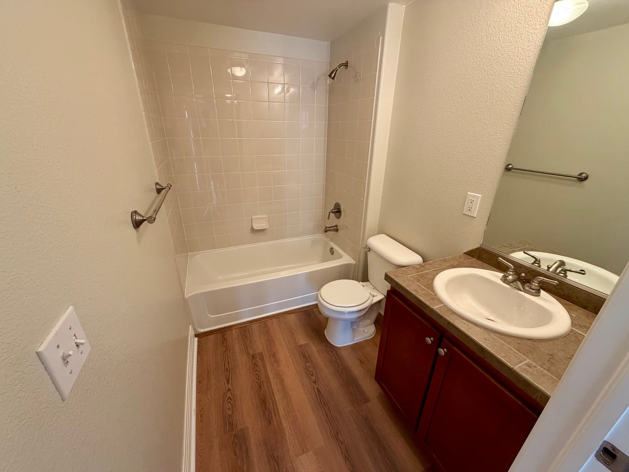 Englewood Condo: 9039 E Panorama Cir