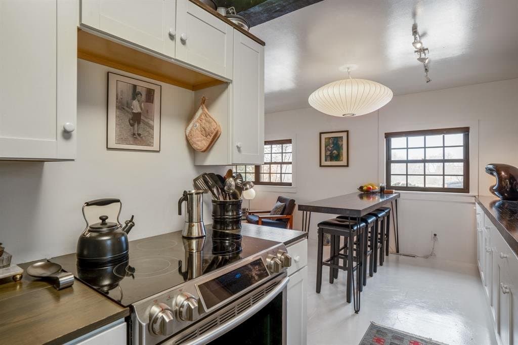 Santa Fe Apartment: 335 Otero St