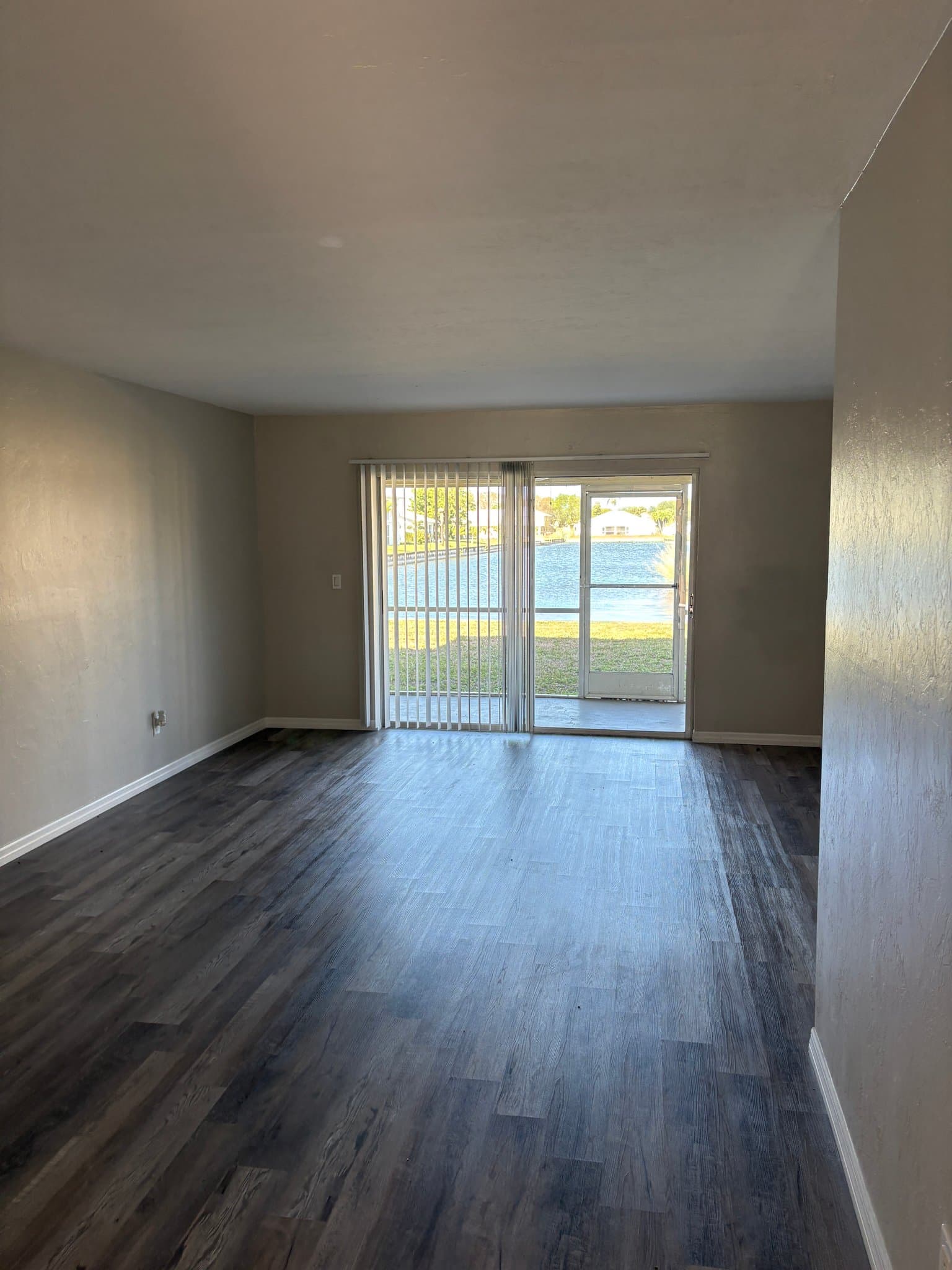 Cape Coral Apartment: 706 se 13th ct