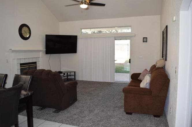 Fresno House: 1408 E Salem Ave