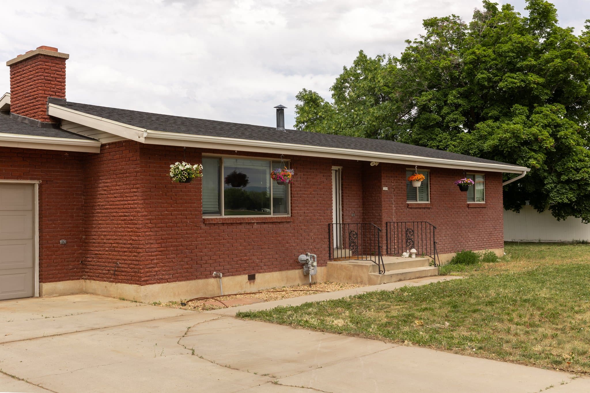 West Point House: 3280 W 300 N