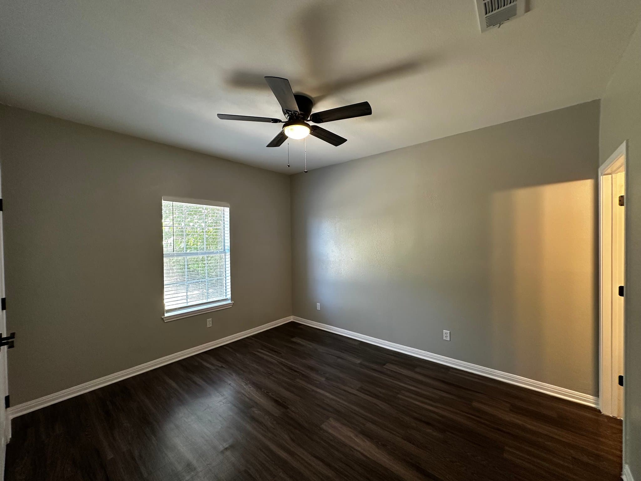 Waco Townhome: 1613 A Bagby Ave