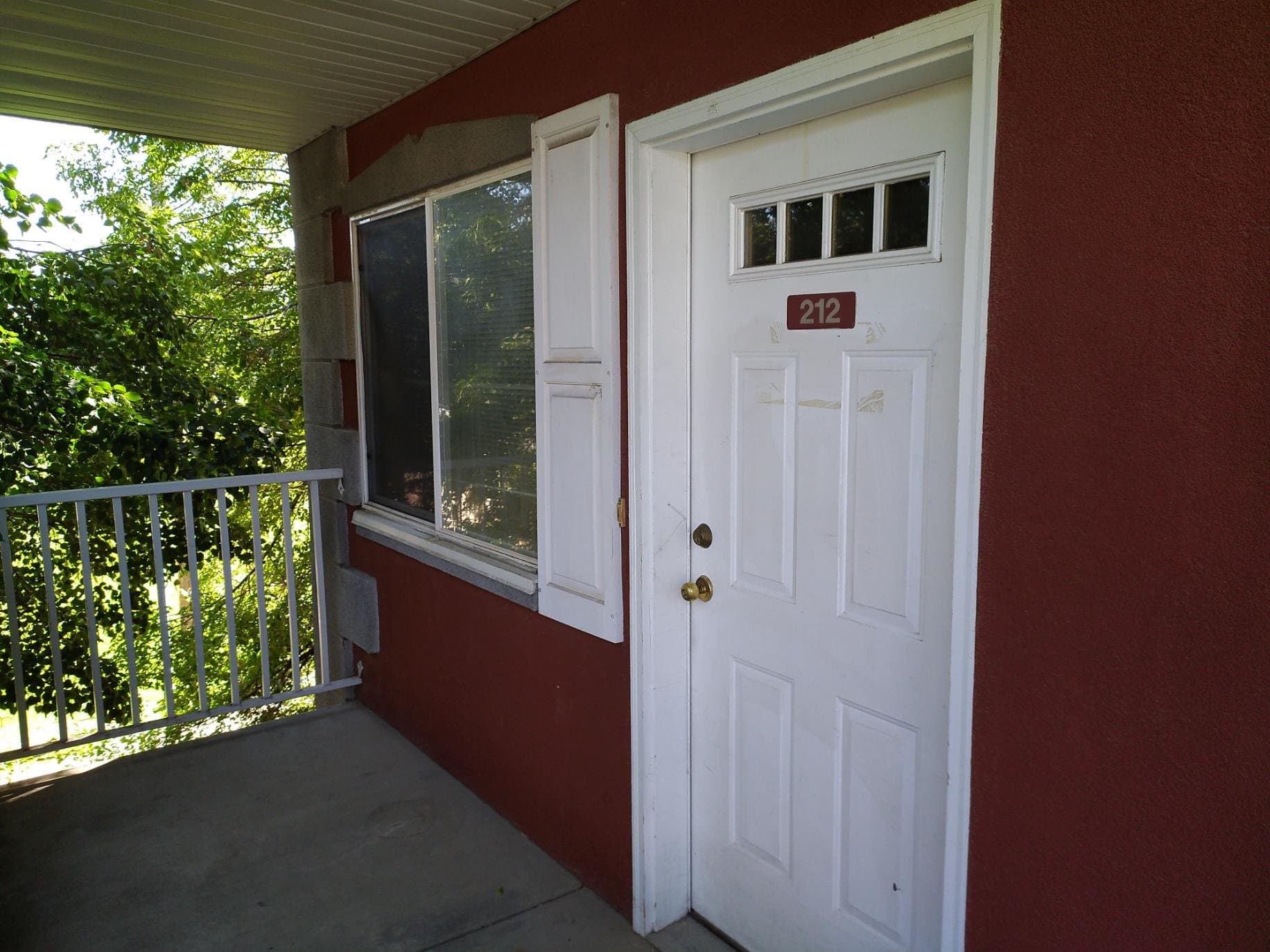 Logan Apartment: 164 Pioneer Avenue