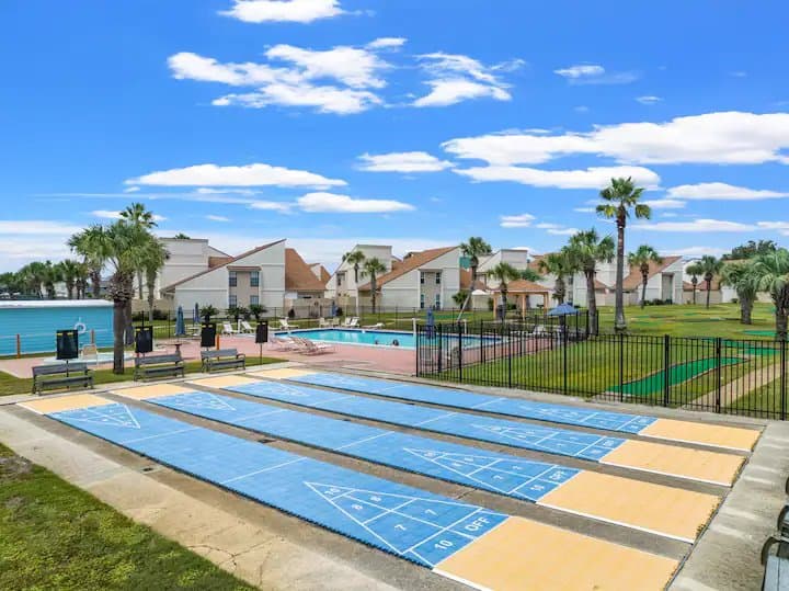 Panama City Beach Condo: 17462 Front Beach Rd