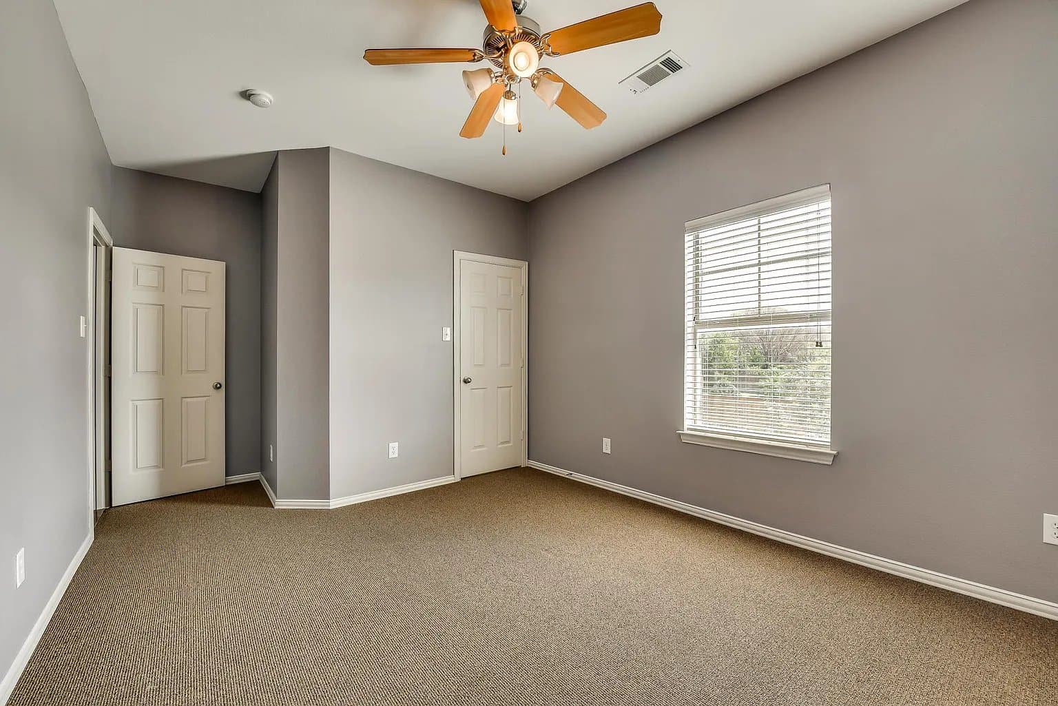 Fort Worth House: 12501 Lizzie Place