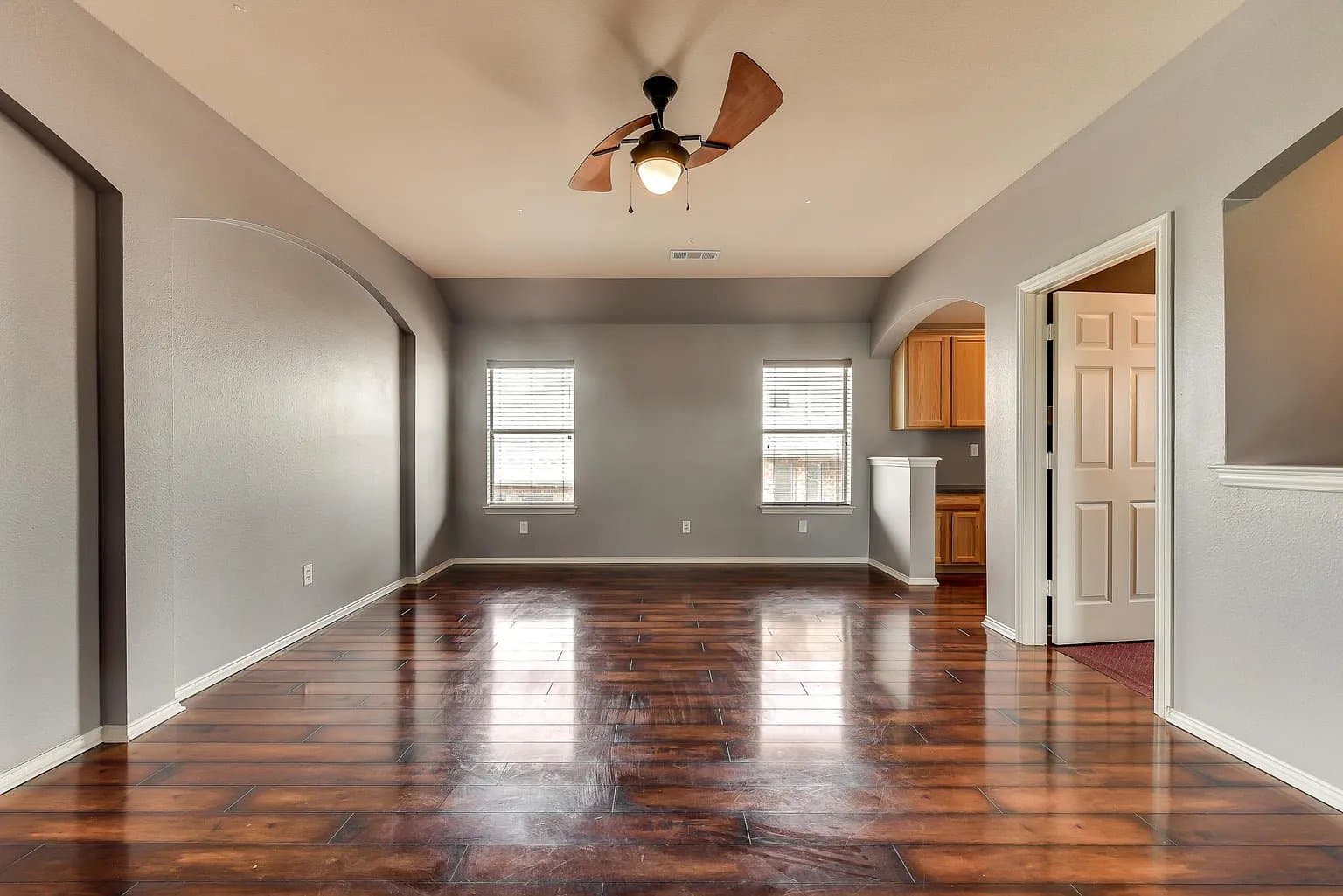 Fort Worth House: 12501 Lizzie Place