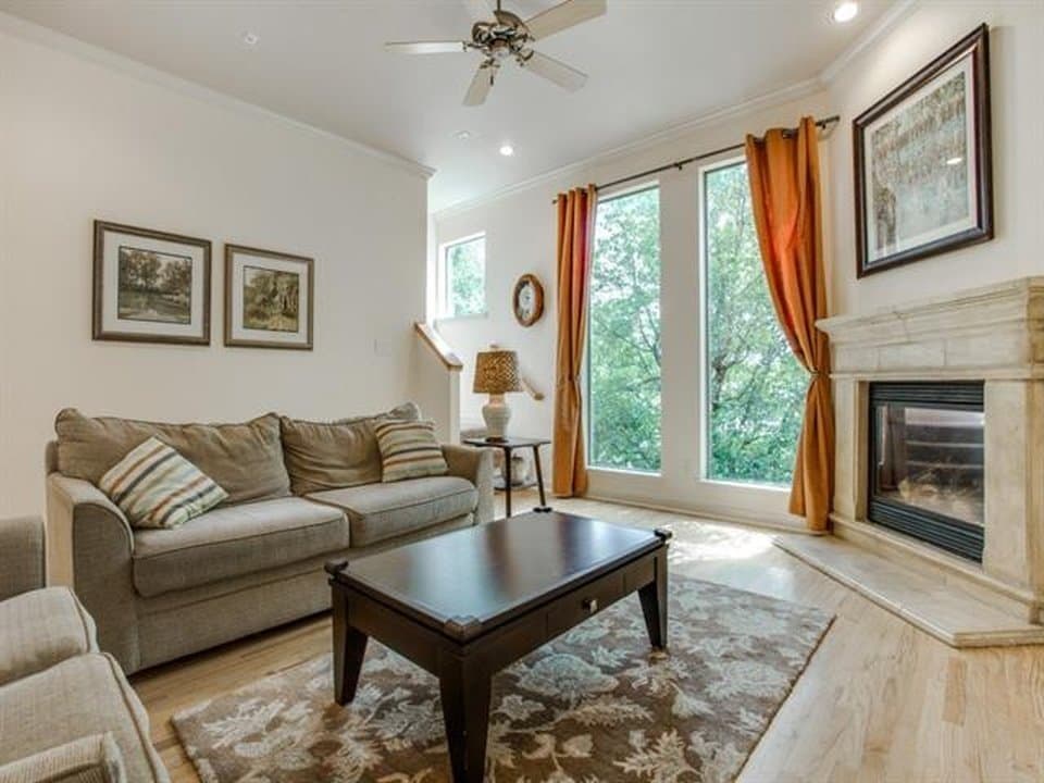 Dallas Townhome: 1406 Pecos St