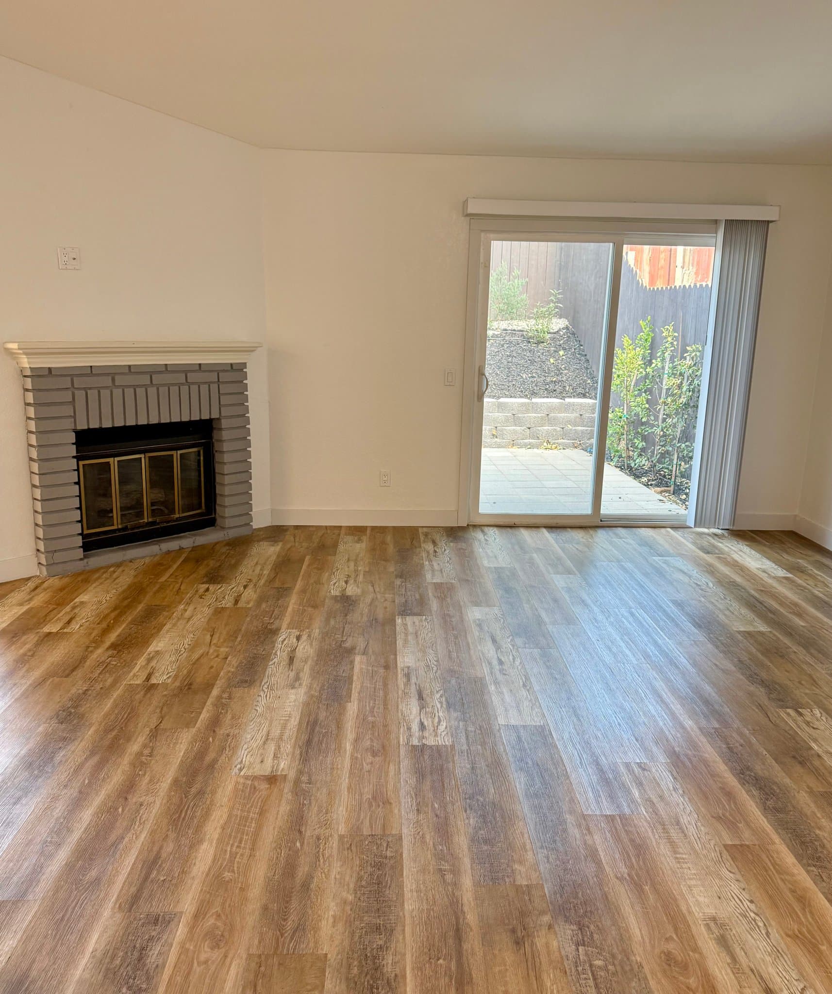 Palmdale House: 37626 12th St E