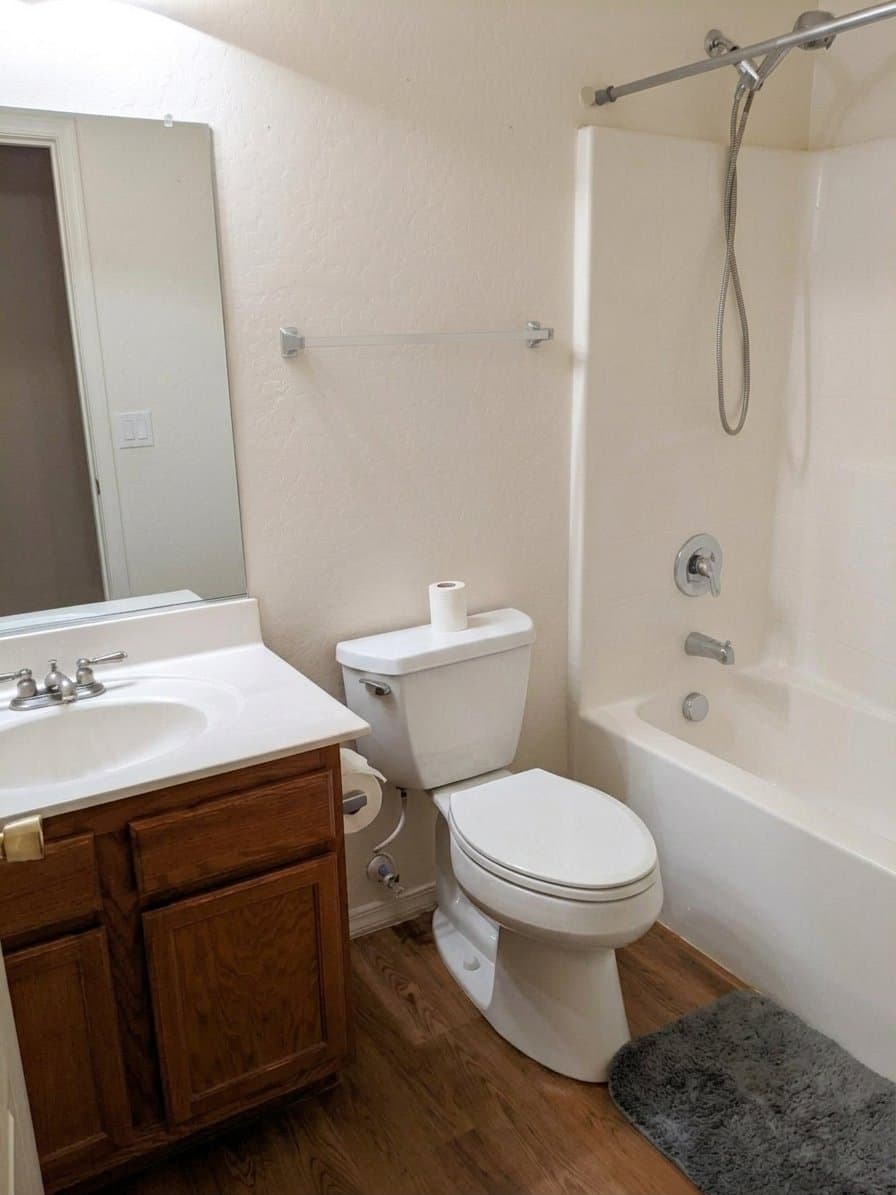 Maricopa House: 37189 W Leonessa Ave