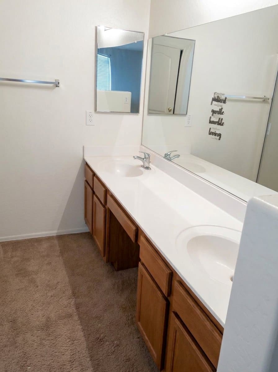 Maricopa House: 37189 W Leonessa Ave