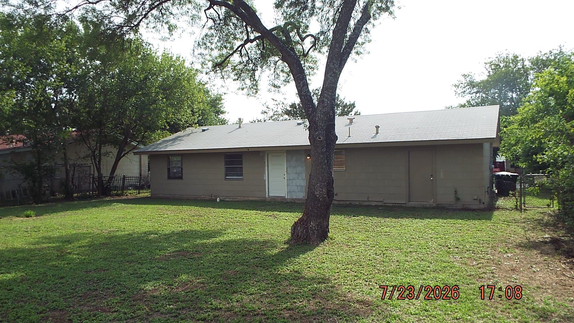 San Antonio House: 4874 Castle Lance
