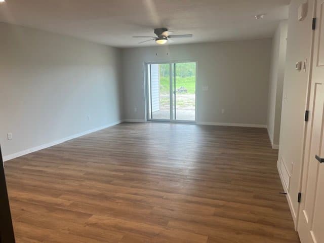 New Ulm Apartment: 2229 N Highland Ave