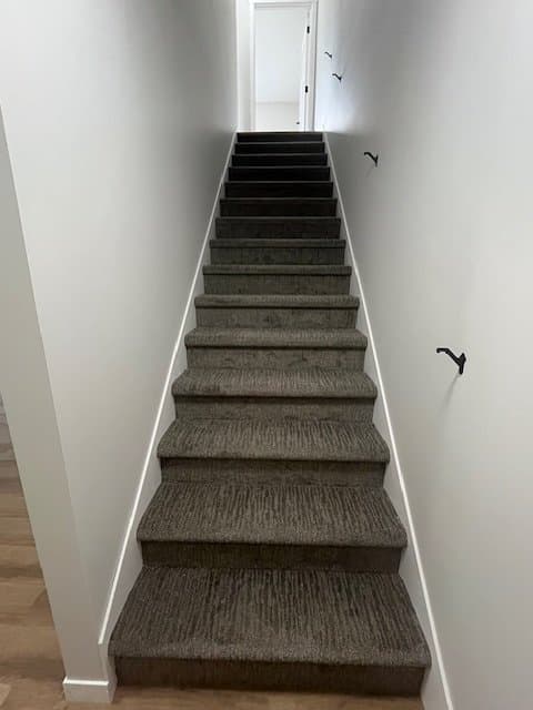 New Ulm Apartment: 2229 N Highland Ave