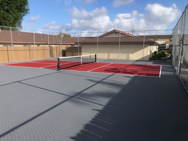 Huntington Beach Apartment: 4901 Heil Ave