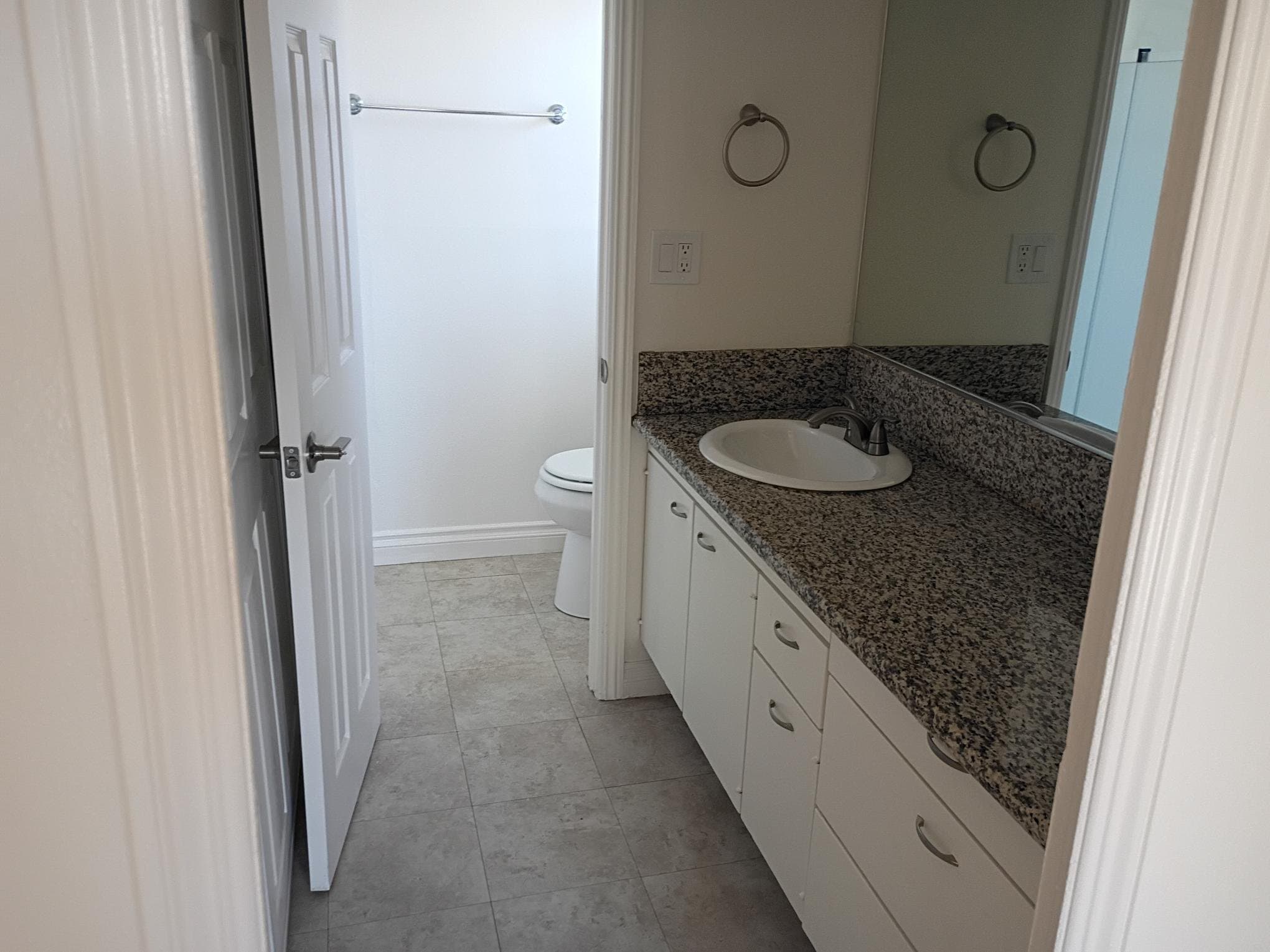 Huntington Beach Apartment: 4901 Heil Ave