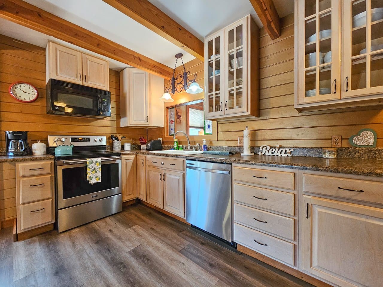 Hill City House: 218 E Main Street