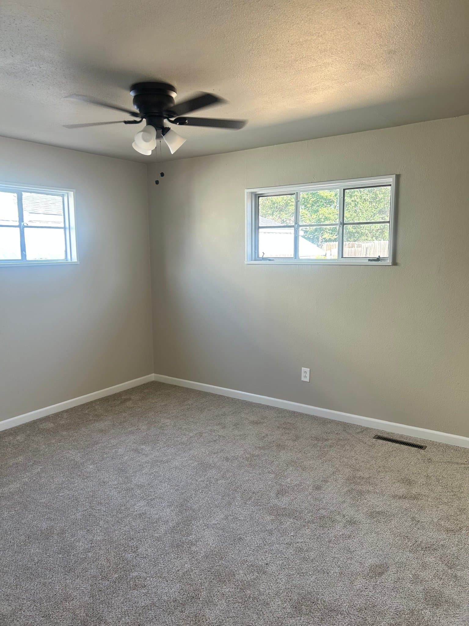 Colorado Springs House: 88 Rose Drive
