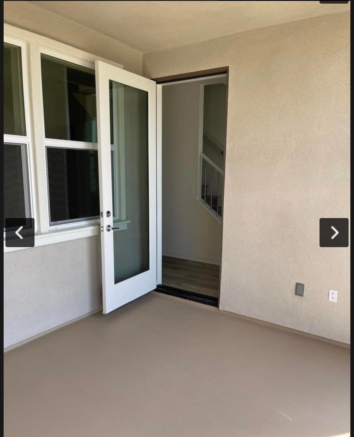 Oxnard Townhome: 633 Winchester Dr