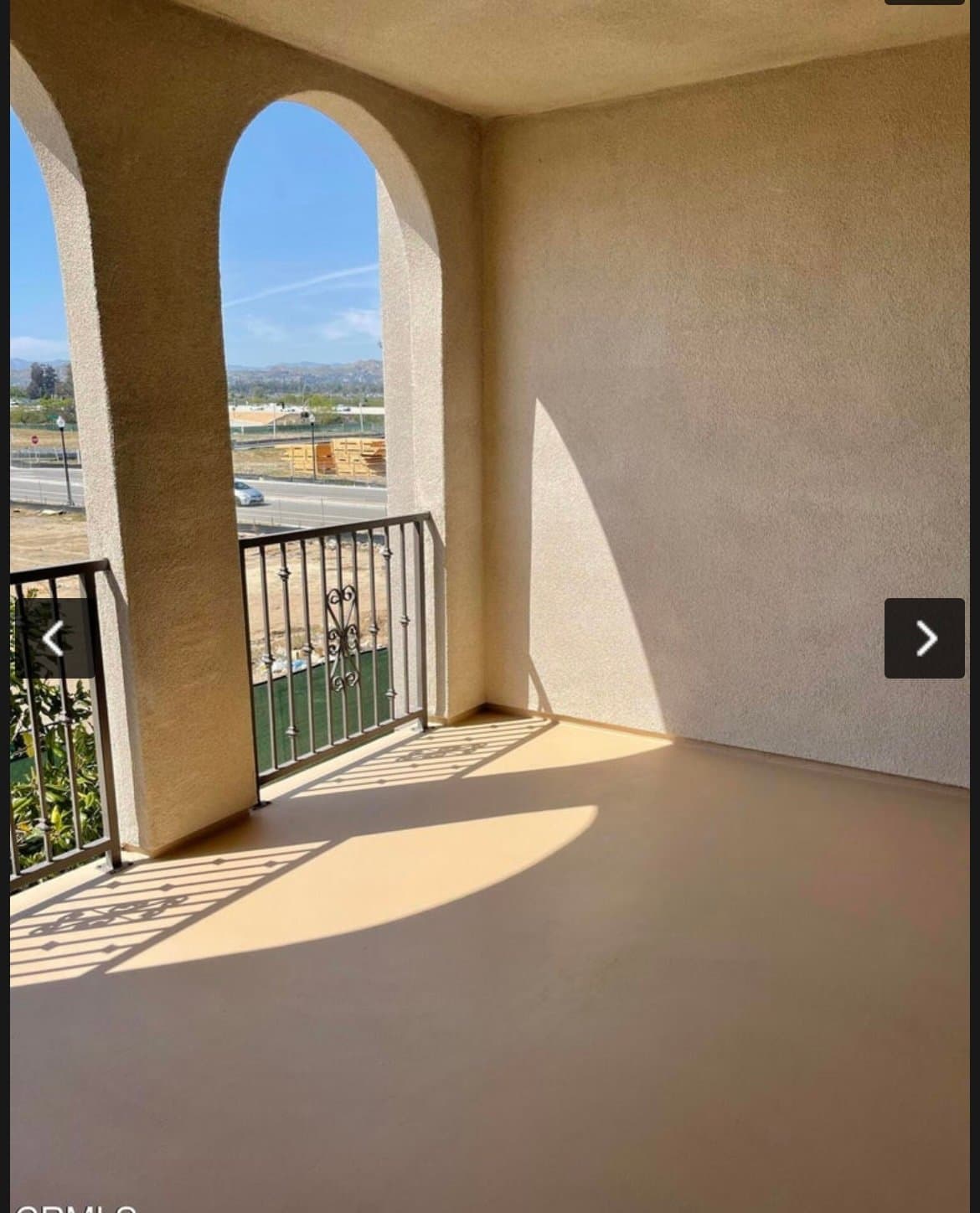 Oxnard Townhome: 633 Winchester Dr