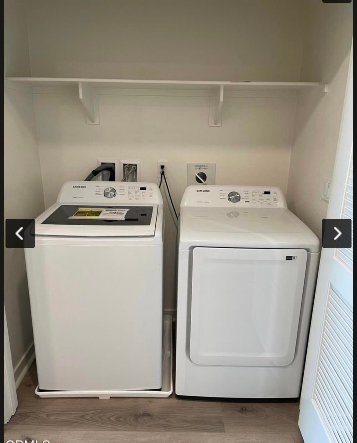 Oxnard Townhome: 633 Winchester Dr