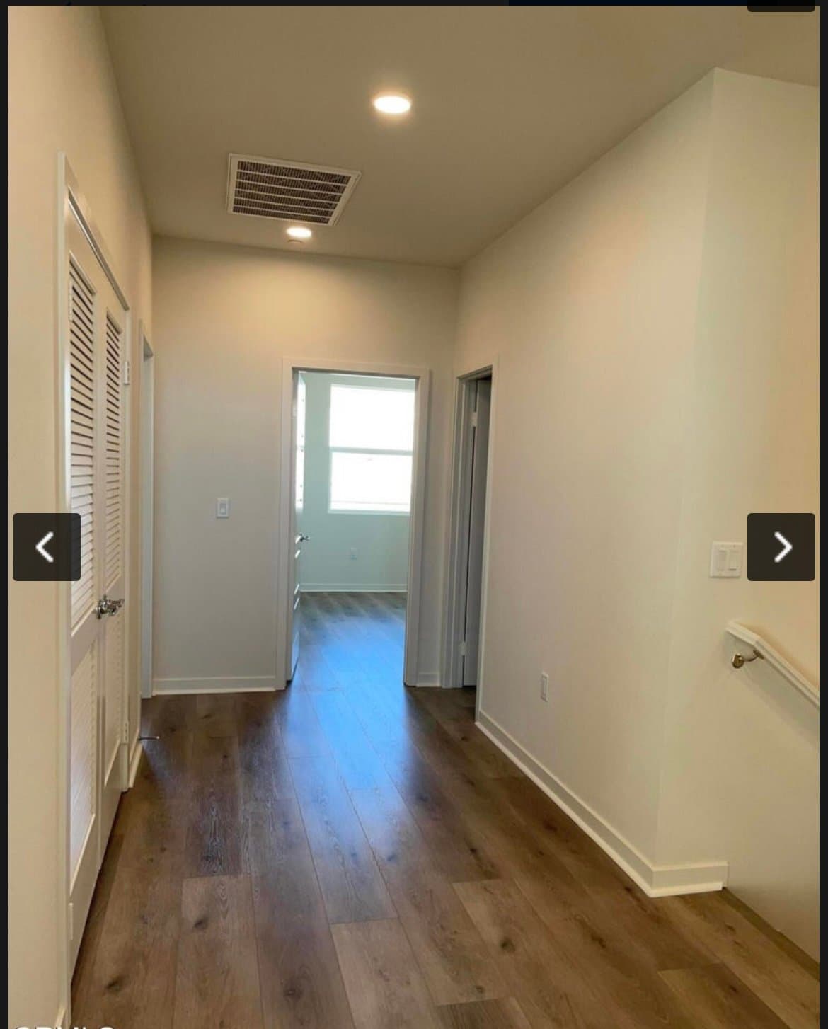 Oxnard Townhome: 633 Winchester Dr