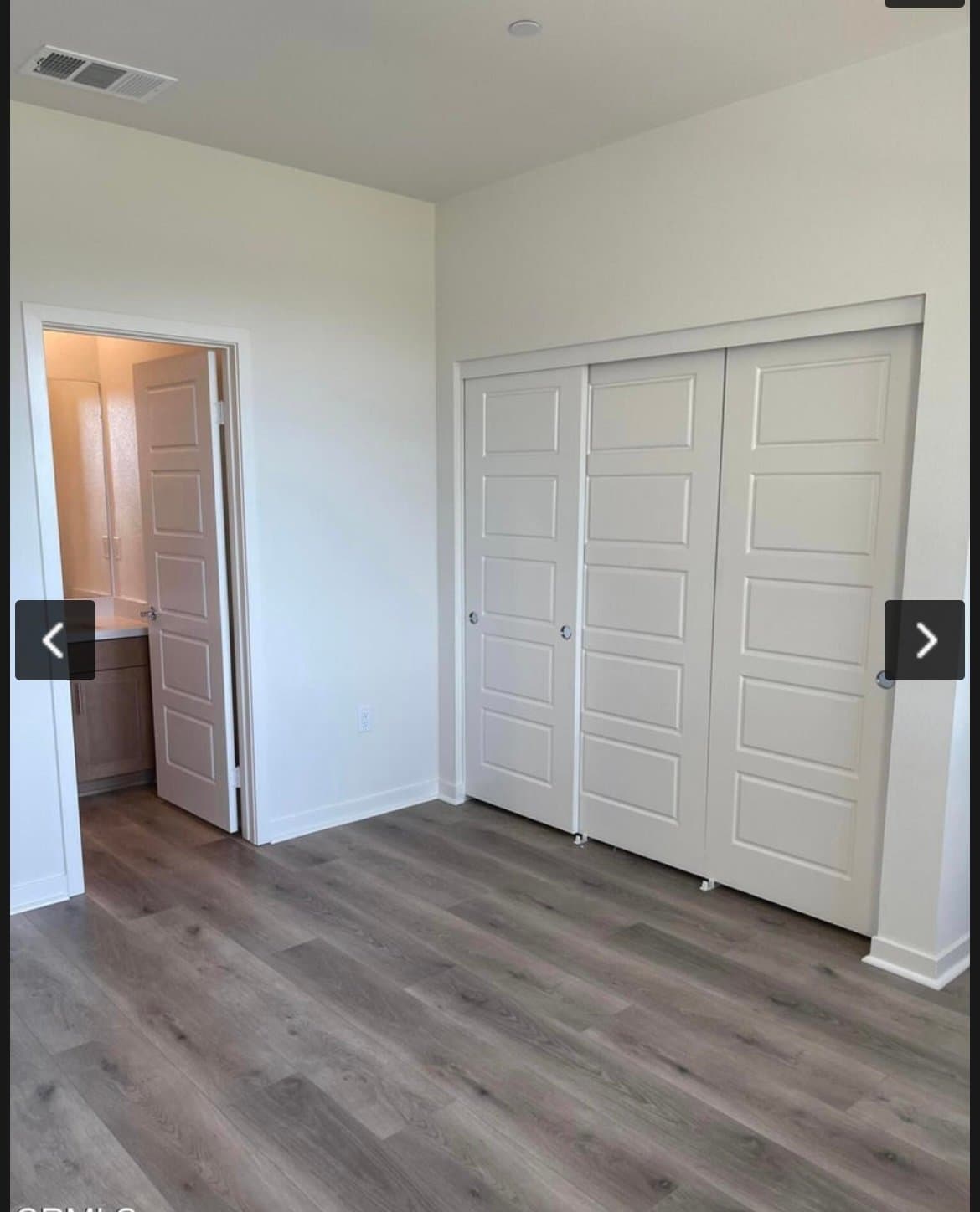 Oxnard Townhome: 633 Winchester Dr