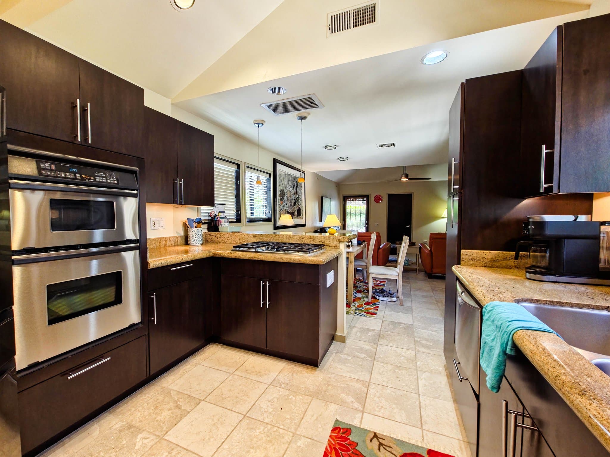 Palm Springs Condo: 2345 S Cherokee Way