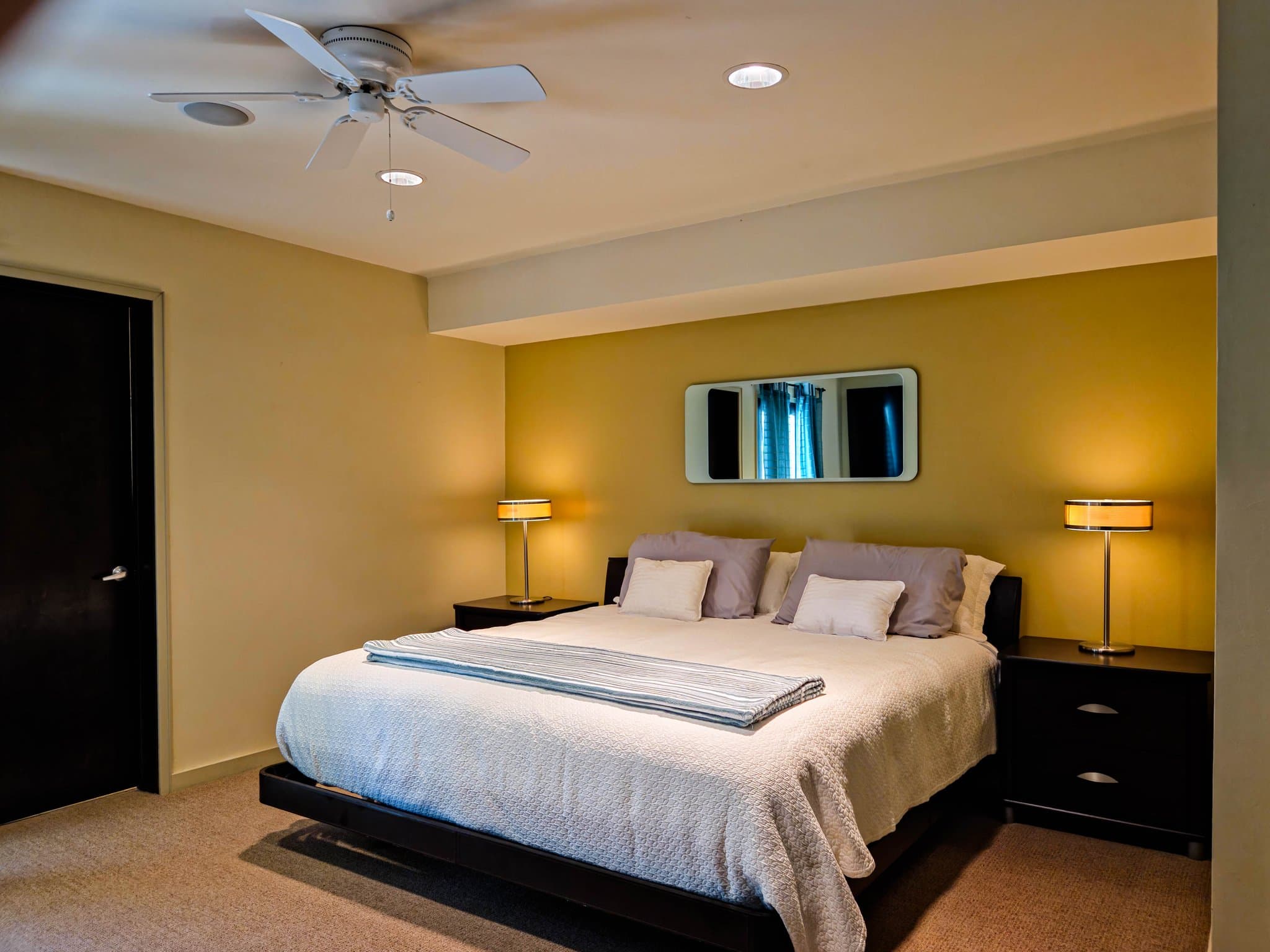 Palm Springs Condo: 2345 S Cherokee Way