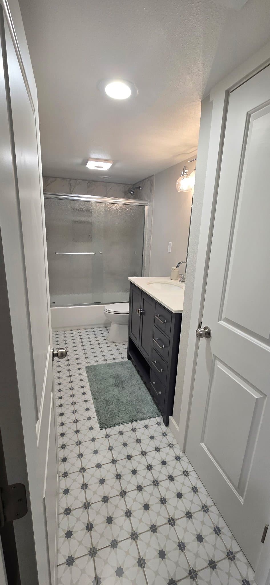 Moses Lake Condo: 3013 W. Lakeside Drive