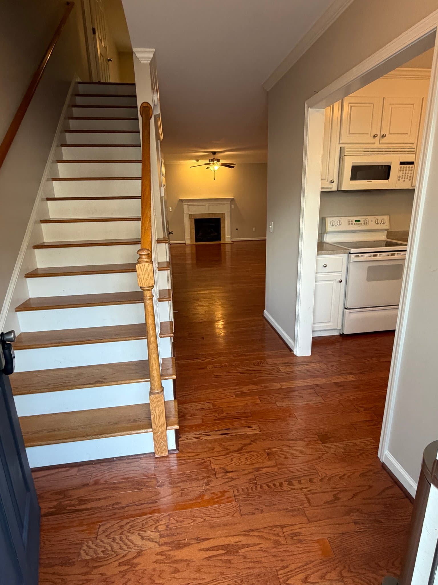Columbia Townhome: 31 Magnolia Glen Ln