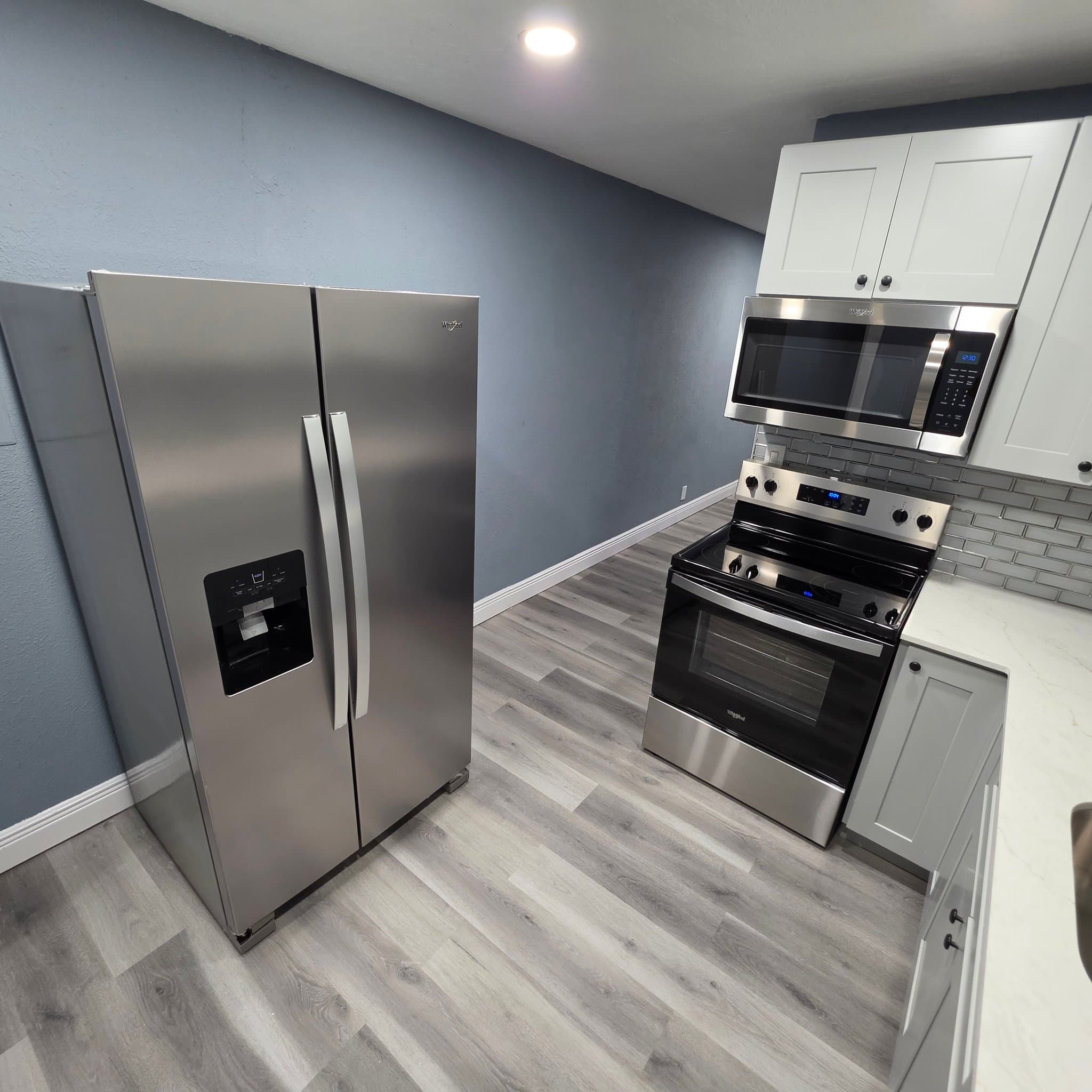 Sunrise Apartment: 5802 nw 12th st