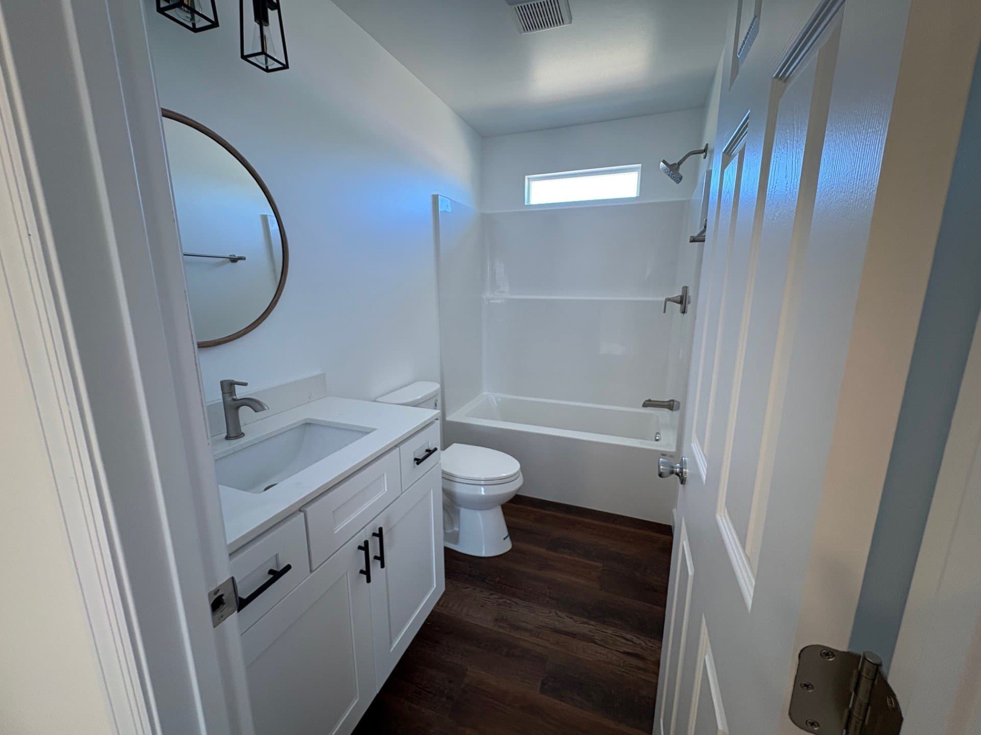 McMinnville House: 110 Hobson Street