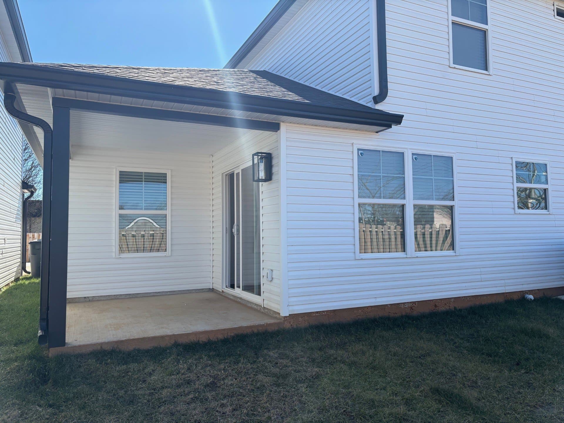 McMinnville House: 110 Hobson Street