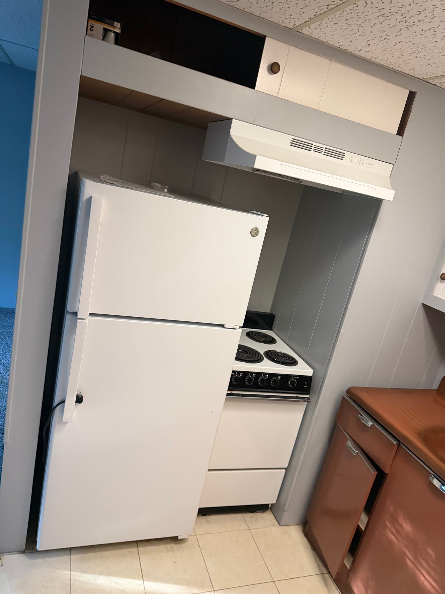 Auburn Hills Apartment: 465 Robert Ct