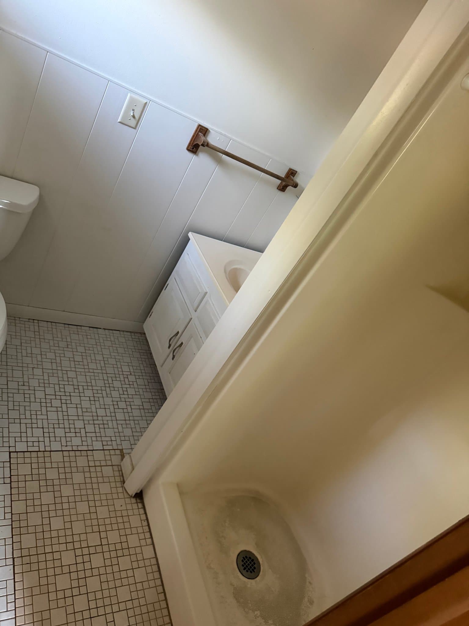 Auburn Hills Apartment: 465 Robert Ct