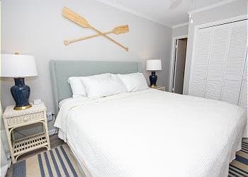 Atlantic Beach Condo: 2111 W Fort Macon Rd, Bldg 4