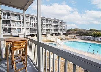 Atlantic Beach Condo: 2111 W Fort Macon Rd, Bldg 4