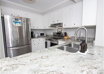 Atlantic Beach Condo: 2111 W Fort Macon Rd, Bldg 4