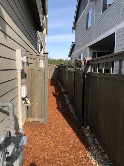 Black Diamond House: 23281 SE Fir St