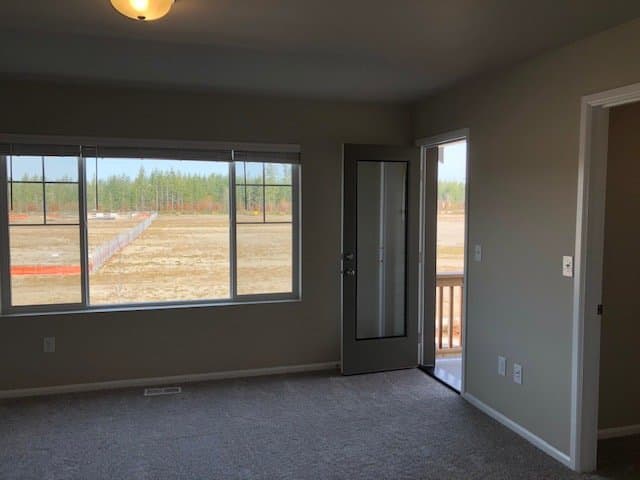 Black Diamond House: 23281 SE Fir St