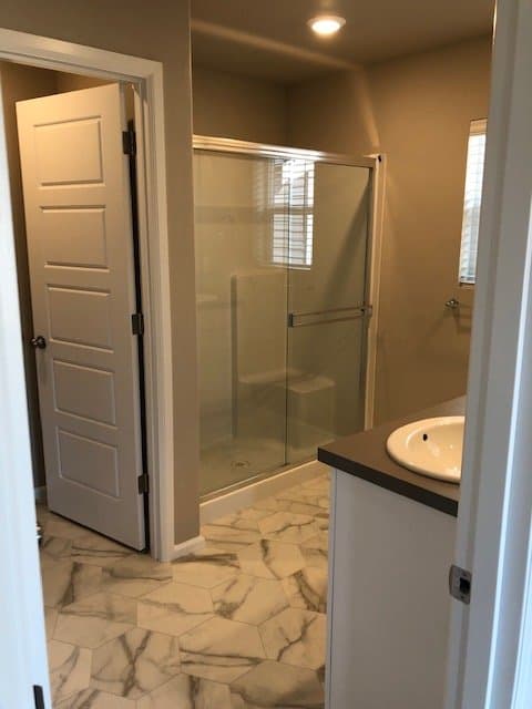 Black Diamond House: 23281 SE Fir St