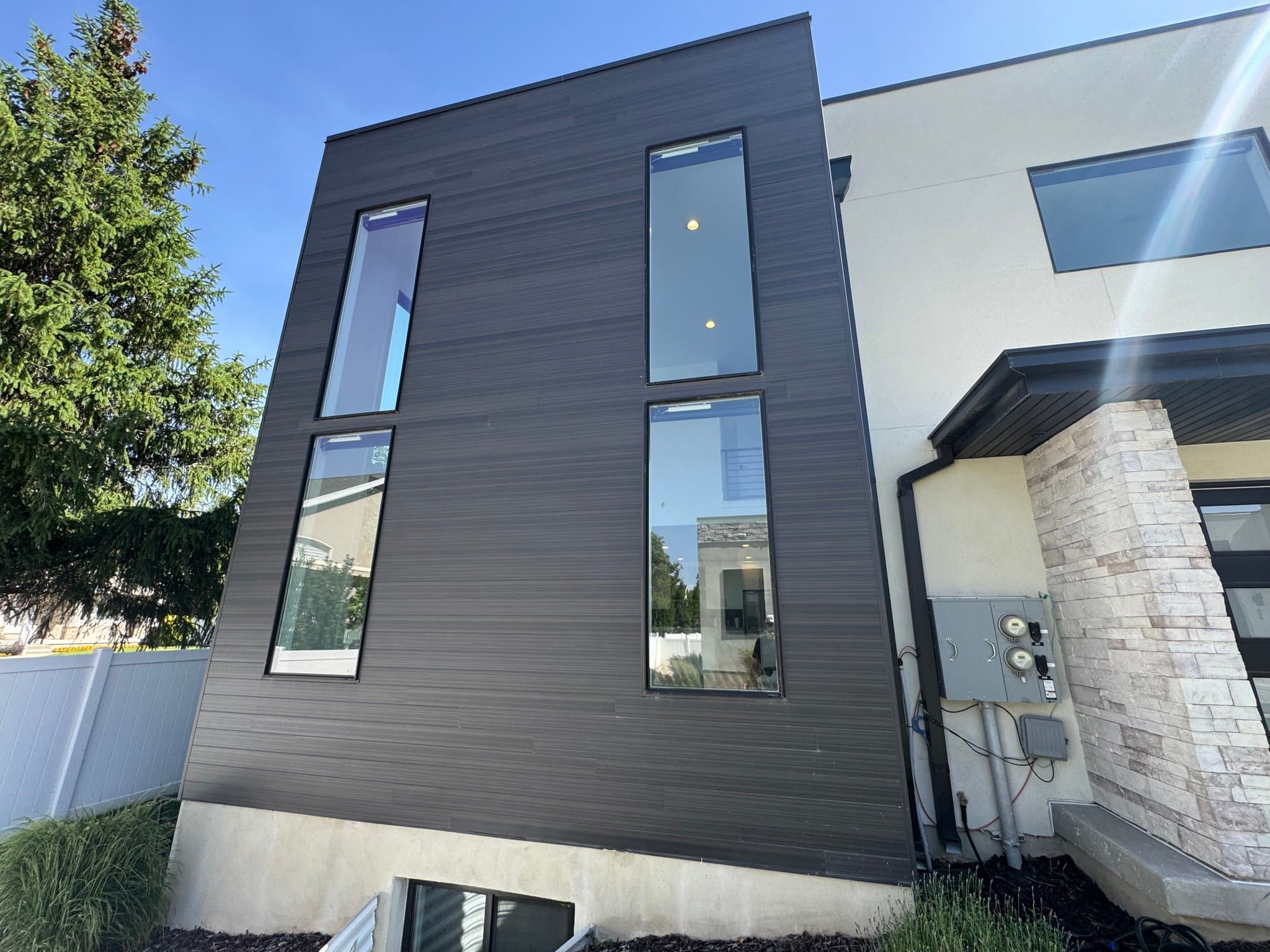 Midvale Townhome: 457 E Greenwood Ave