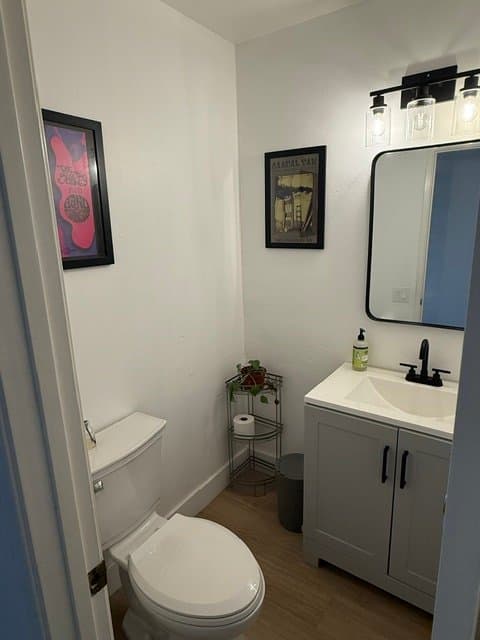 San Diego Condo: 2959 Cowley Way