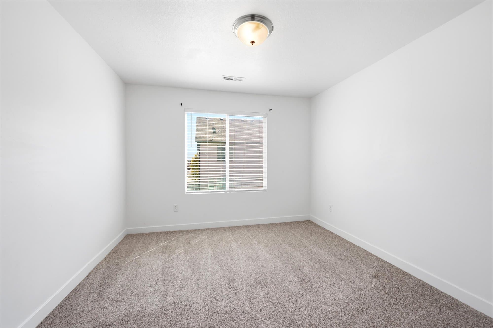 Saratoga Springs House: 432 South Pegasus Way