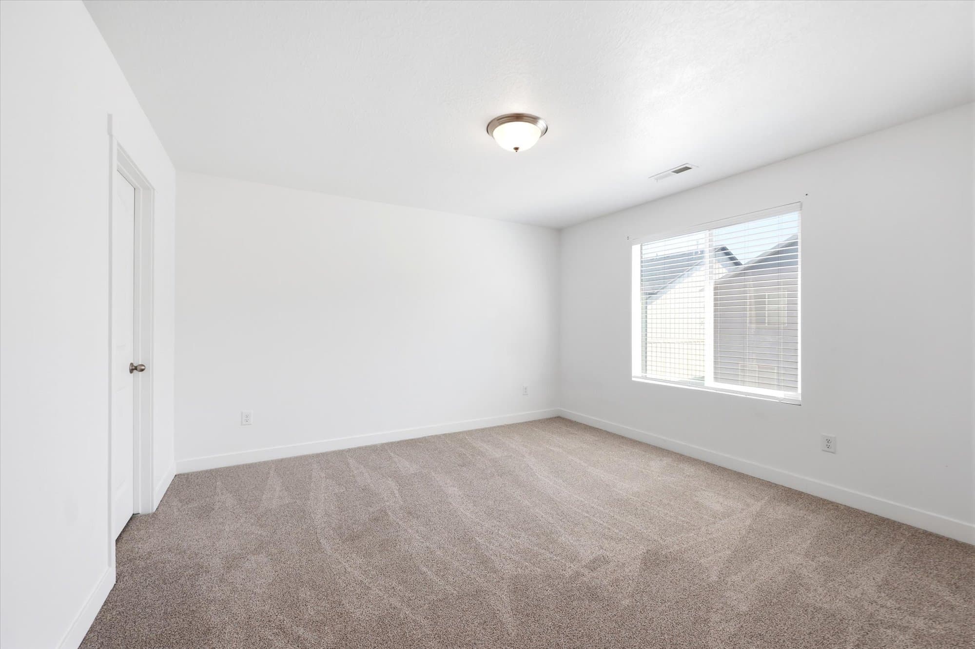 Saratoga Springs House: 432 South Pegasus Way