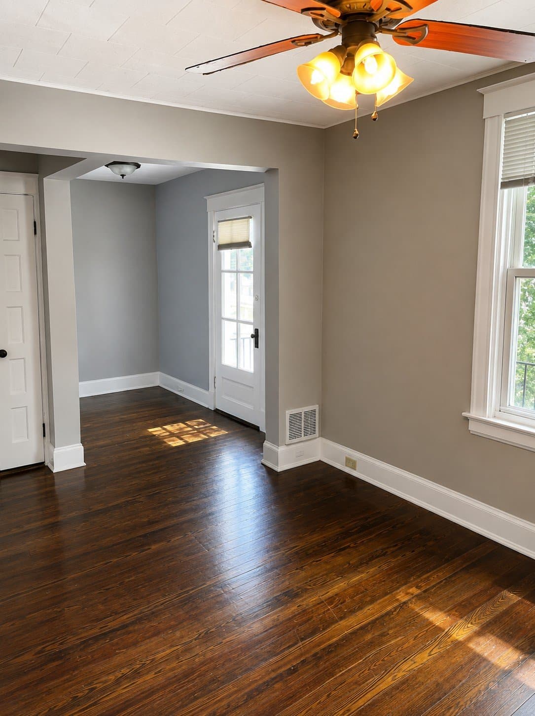 Cincinnati Single Room: 206 Oak St