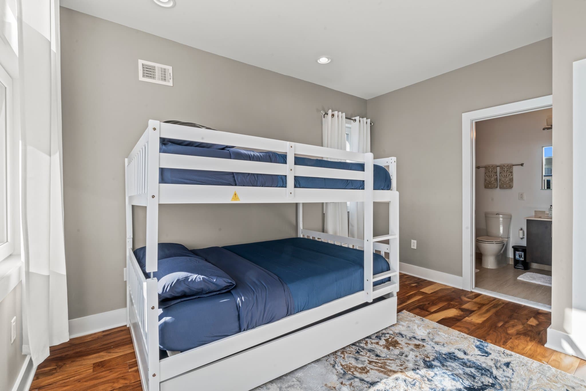 Philadelphia Townhome: 1124-34 N American St.