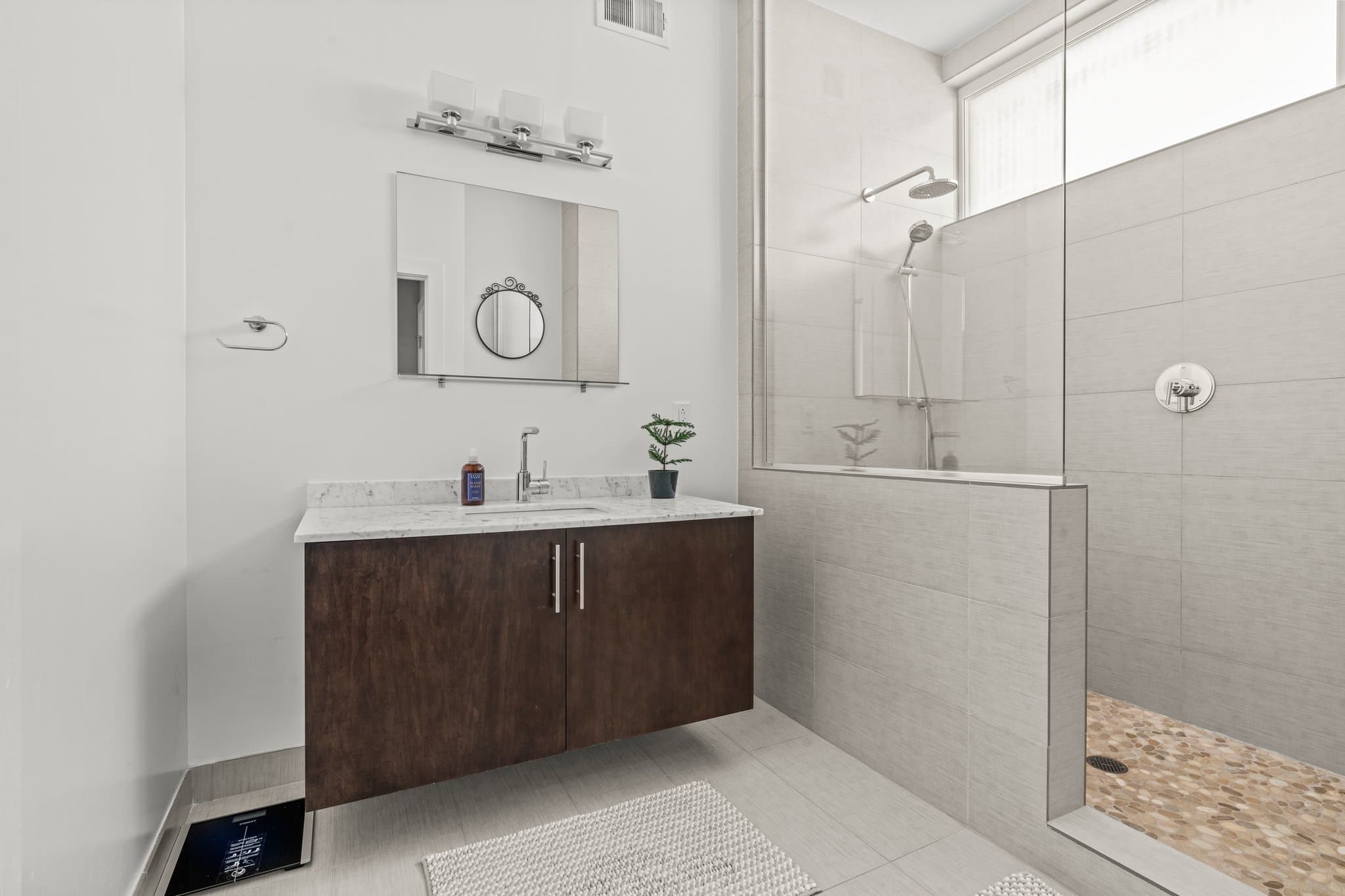 Philadelphia Townhome: 1124-34 N American St.